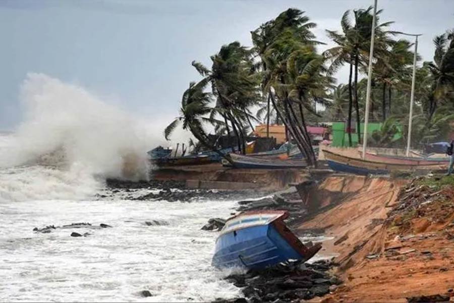 Cyclone 'Mokha' No. 8 disaster signal