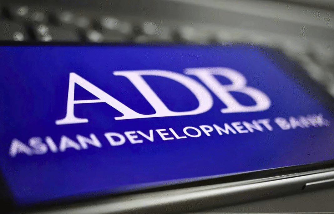 মার্কিন শুল্কনীতির প্রভাবে কমতে পারে বাংলাদেশের জিডিপি প্রবৃদ্ধি, এডিবির সতর্কতা