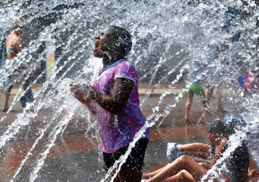 তাপপ্রবাহে জর্জরিত ইউরোপ: ফ্রান্স, ইটালি ও ক্রোয়েশিয়ায় ভয়াবহ গরমে ভাঙছে রেকর্ড