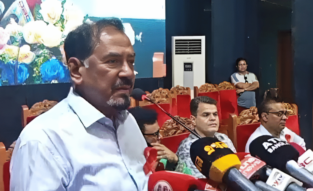 বিশ্বে অনির্বাচিত ব্যক্তির দ্বারা সংবিধান সংশোধনের নজির নেই: হাফিজ উদ্দিনের মন্তব্যে রাজনৈতিক বার্তা