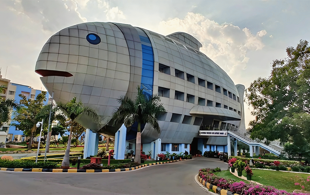 হায়দরাবাদের মাছ ভবন: সরকারি অফিস হয়েও জনপ্রিয় পর্যটনকেন্দ্র