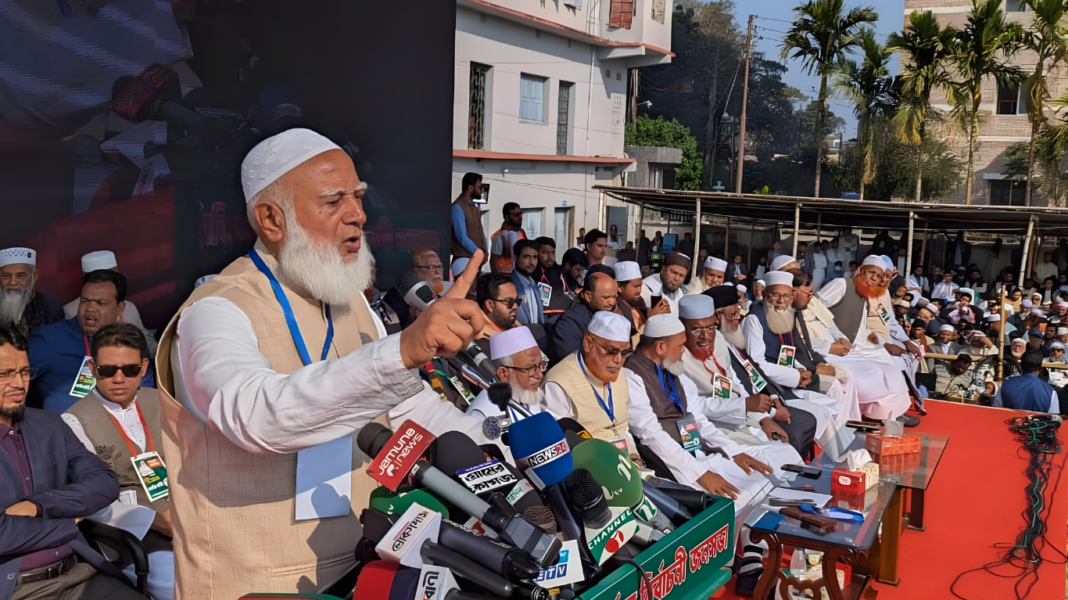 এক দিকে ফ্যামেলি কার্ড, অন্যদিকে মহিলাদের গায়ে হাত, দুটো একসাথে চলতে পারে না