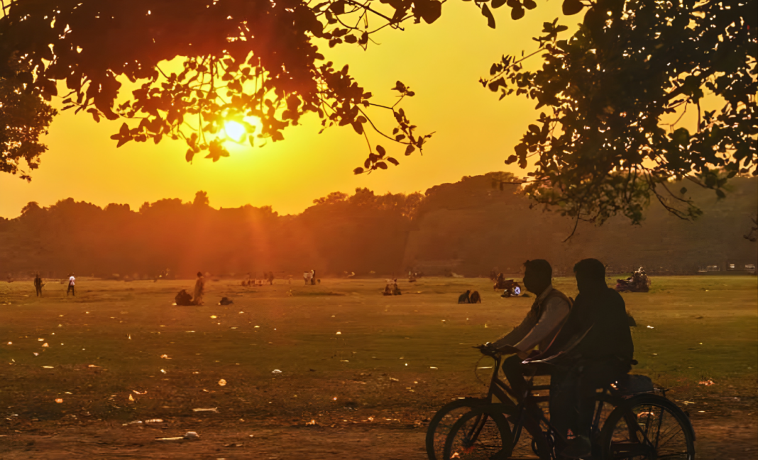 শীতের তীব্রতা বাড়বে নাকি কমবে? আগামী পাঁচ দিনের তাপমাত্রা ও আবহাওয়ার বিস্তারিত পূর্বাভাস