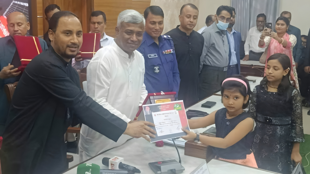 একুশে ফেব্রুয়ারি ও শহীদ মিনার: গণতন্ত্রের শপথের ইতিহাস বললেন প্রতিমন্ত্রী অমিত